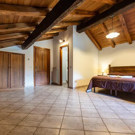Agriturismo La Ferrera Varco Sabino Exterior photo