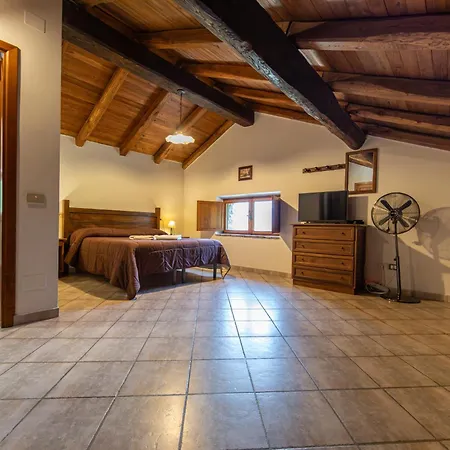 Agriturismo La Ferrera Varco Sabino Exterior photo