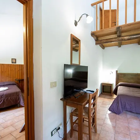 Agriturismo La Ferrera Varco Sabino Exterior photo